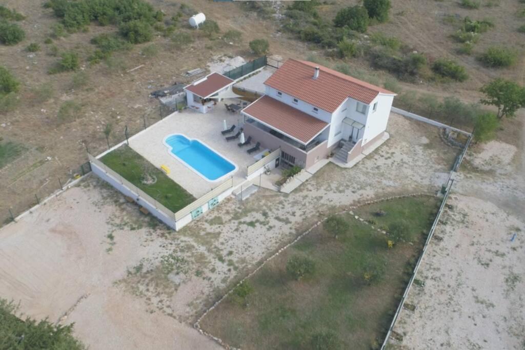 Kuca Za Odmor M&J Villa Benkovac Exteriör bild