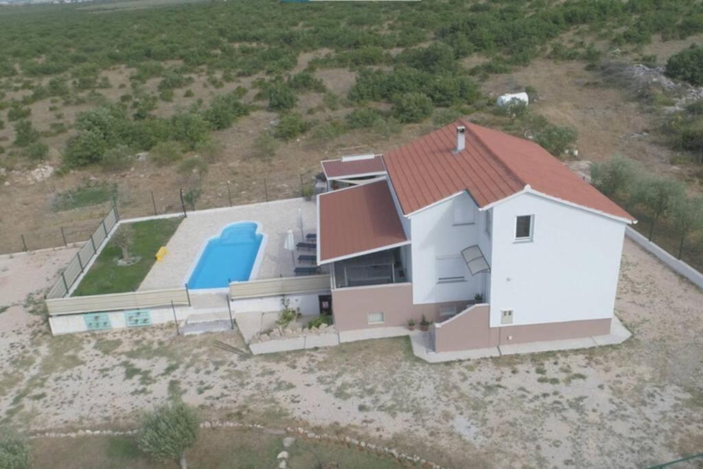 Kuca Za Odmor M&J Villa Benkovac Exteriör bild