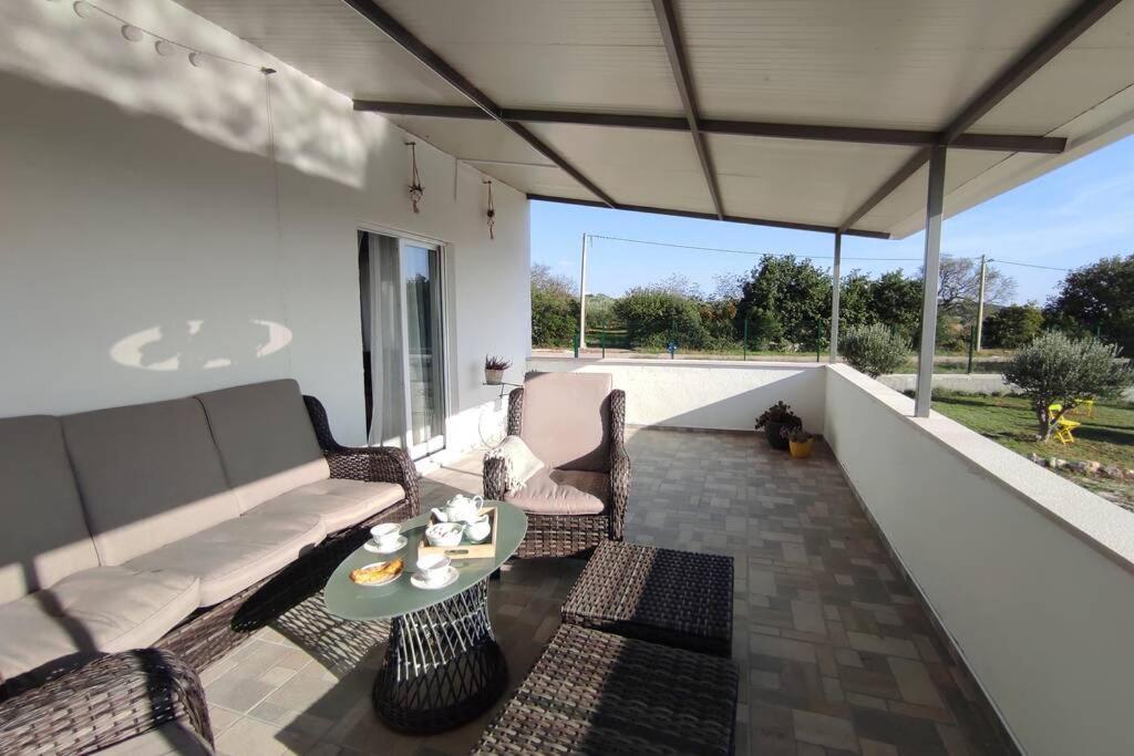 Kuca Za Odmor M&J Villa Benkovac Exteriör bild